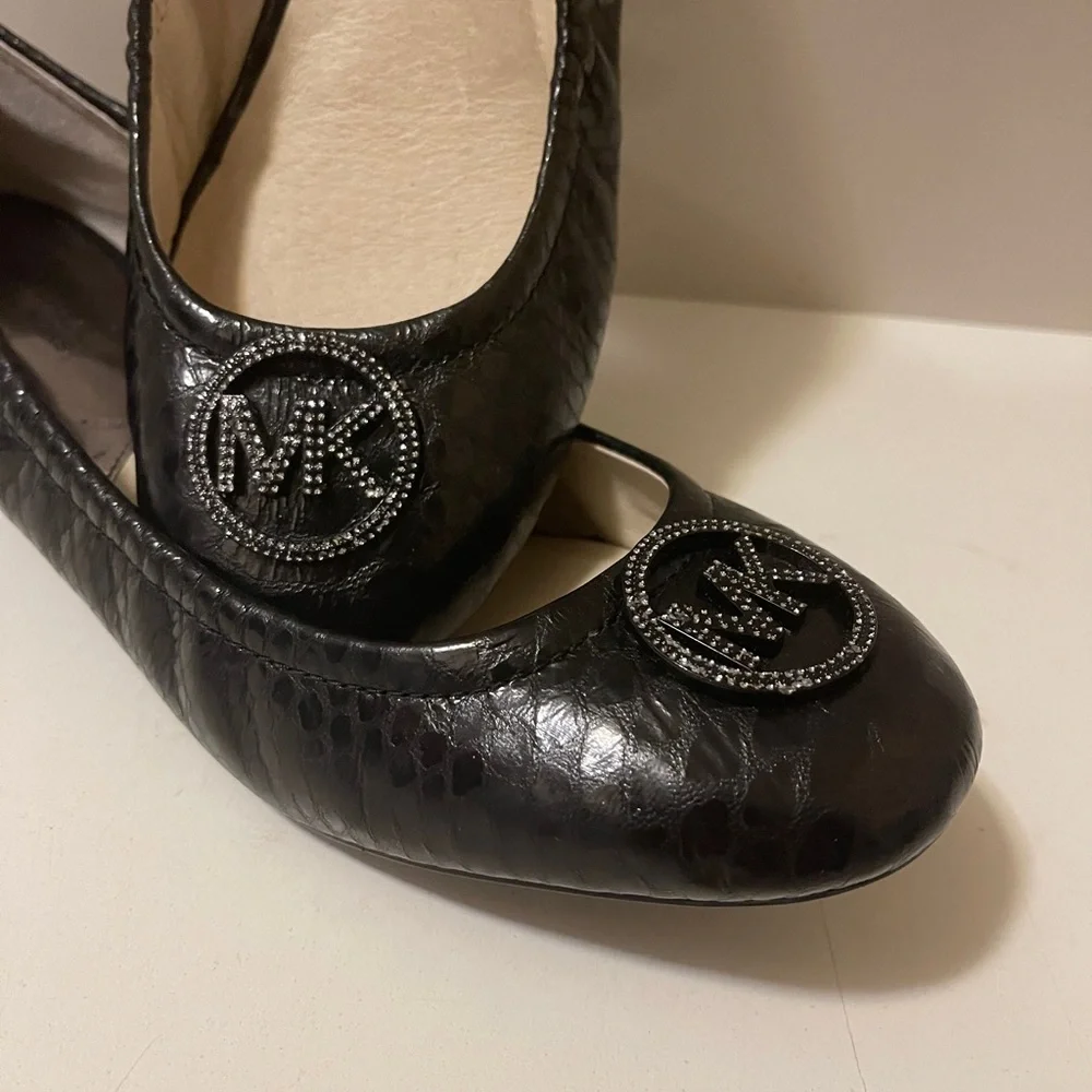 Michael Kors Fulton Black Quilted Leather Ballet Flat Shoes Silver MK.brand new